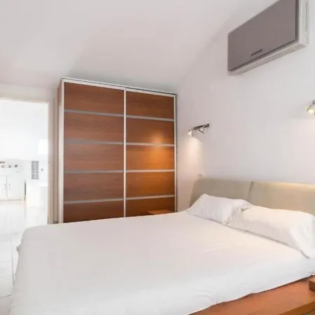 Bay Duplex *