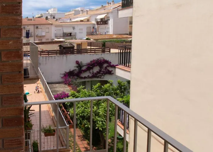 Sand Bay Beach Duplex Διαμέρισμα Χιρόνα